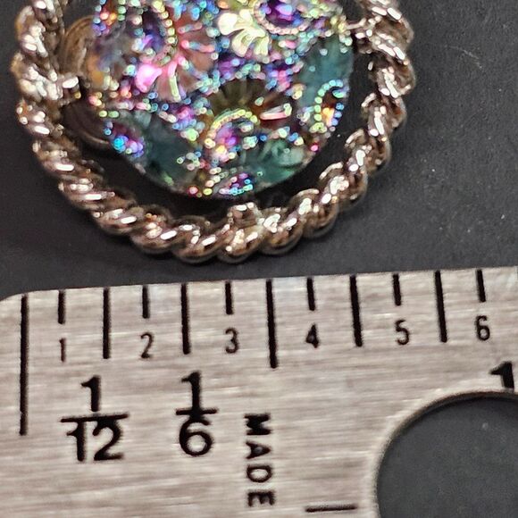 Vtg Sarah Coventry Northern Lights Iridescent Clip On Earrings 3/4" Silver Tone - Picture 5 of 7